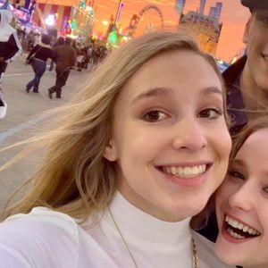 Meet your Posher, Paige